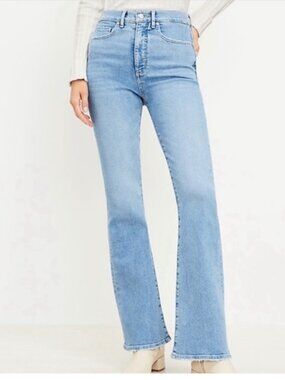 NEW Light Blue LOFT High-Rise Slim Flare Women's Jeans 2 26 NWT